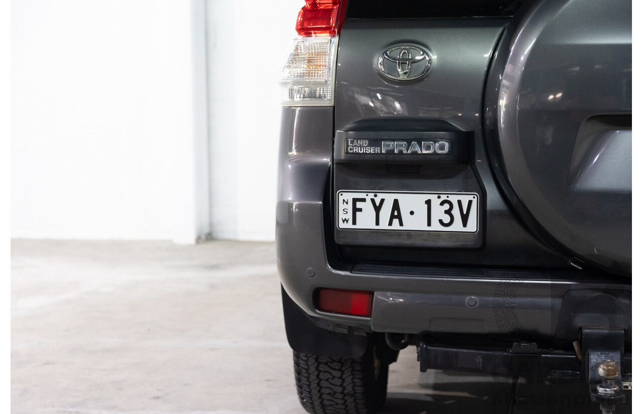 10/2009 Toyota Landcruiser Prado Kakadu (4x4) KDJ150R 4d Wagon Graphite Grey Turbo Diesel 3.0L