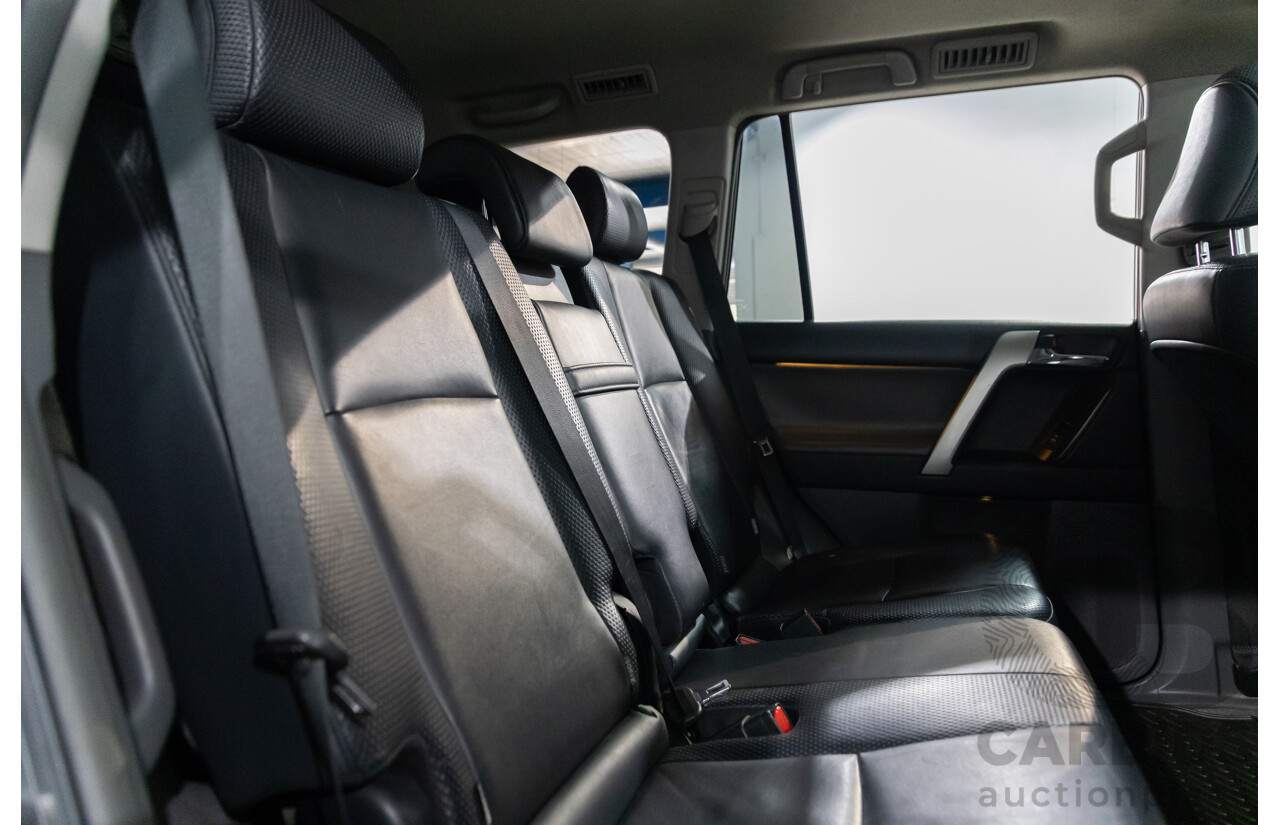 10/2009 Toyota Landcruiser Prado Kakadu (4x4) KDJ150R 4d Wagon Graphite Grey Turbo Diesel 3.0L