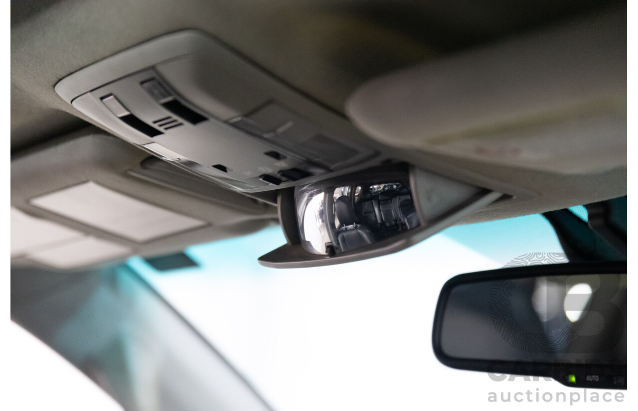 10/2009 Toyota Landcruiser Prado Kakadu (4x4) KDJ150R 4d Wagon Graphite Grey Turbo Diesel 3.0L