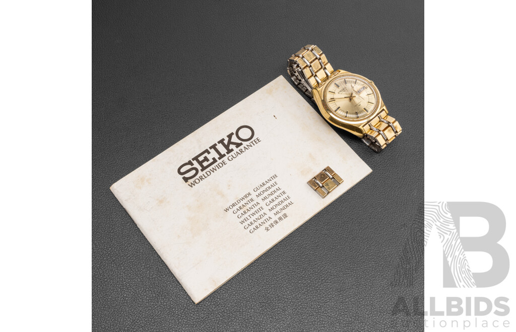 Vintage Men's Seiko Automatic Watch - 7006-7070