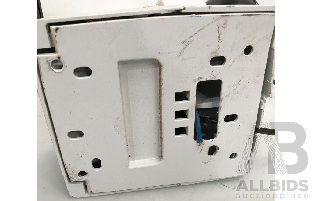 AXIS Wall Mounted Outdoor Security Camera