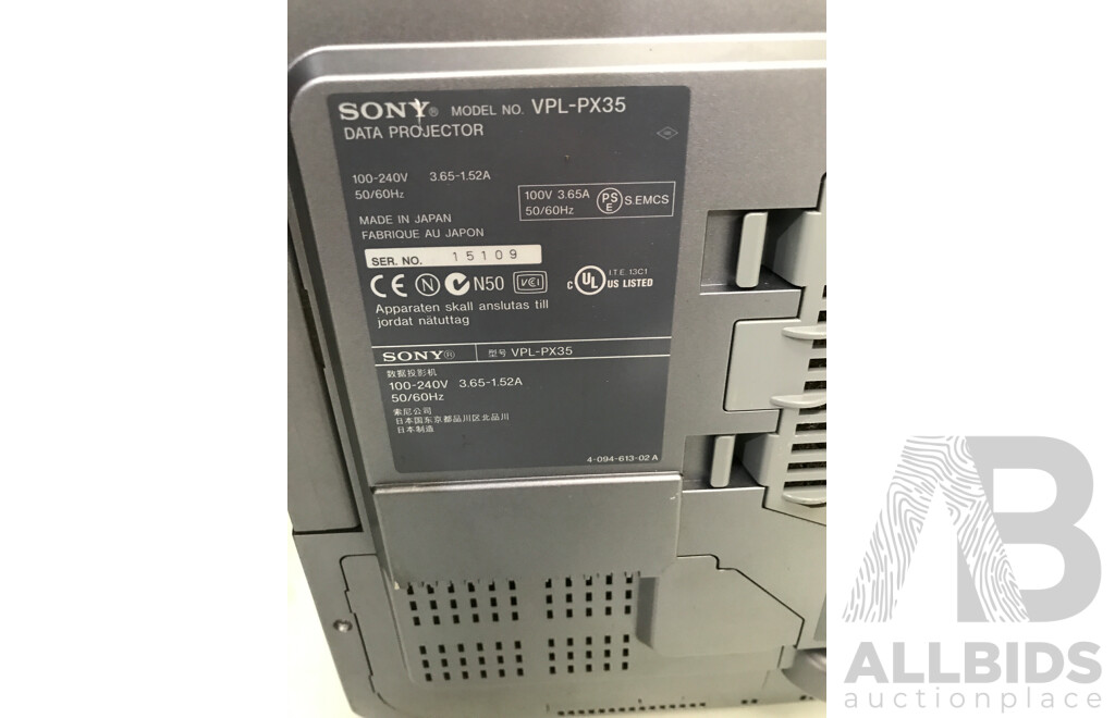 Sony (VPL-PX35) SuperBright Data Projector
