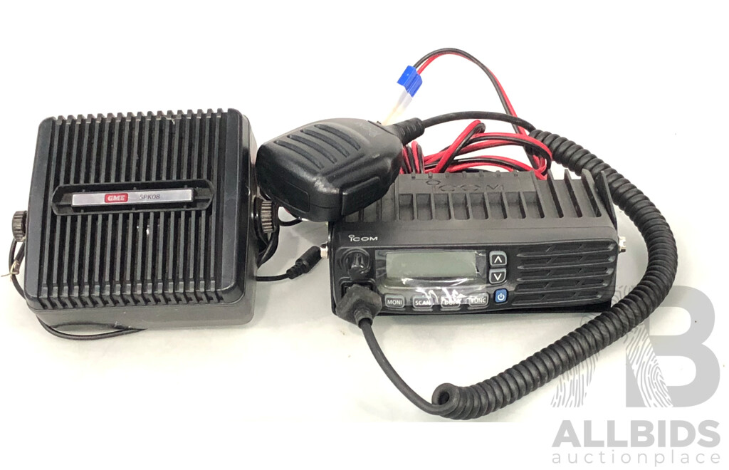 Icom IC-410 Pro  80 Channel UHF CB Transceiver and GME External Speaker