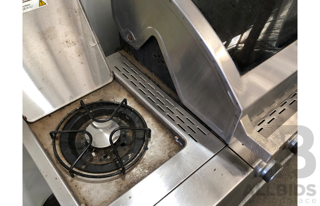 Alfresco Six Burner LPG Barbecue with Wok Burner