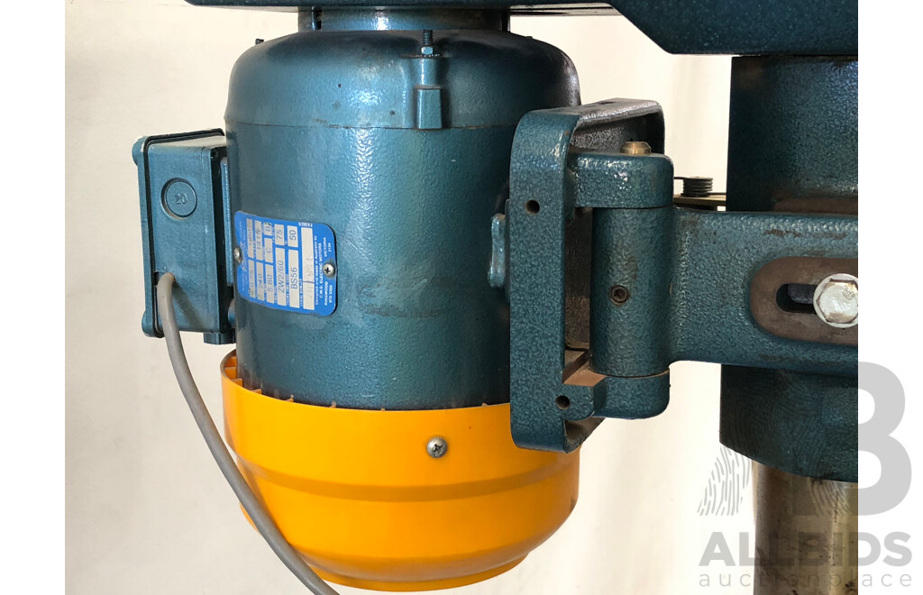 Brobo Waldown 2M 6 Speed Electric Pedestal Drill Press