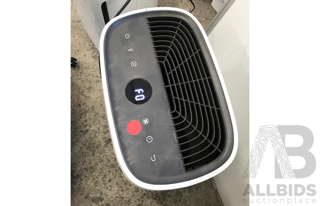 Philips 2000 Series Air Purifier - Lot of 2