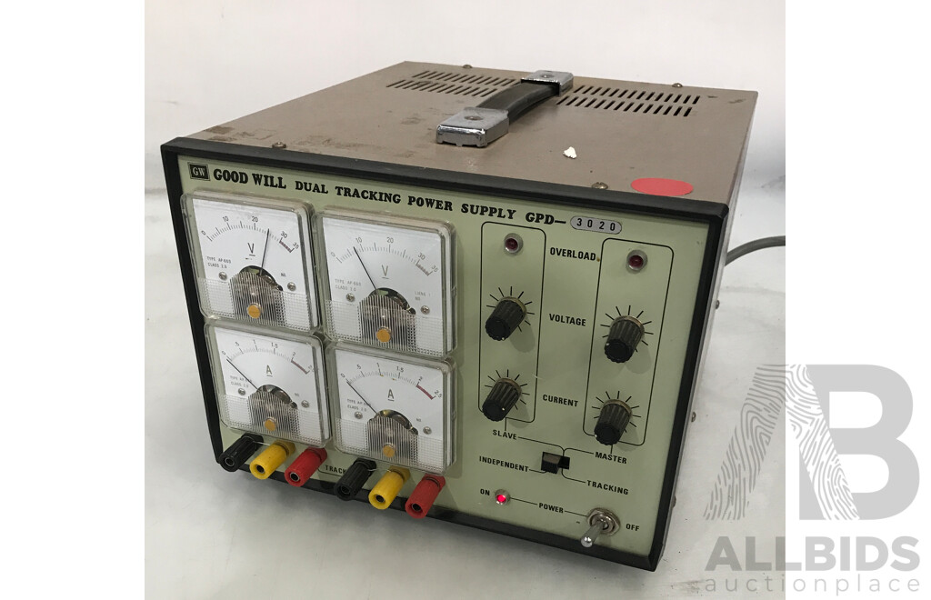 Good Will Dual Tracking Power Supply