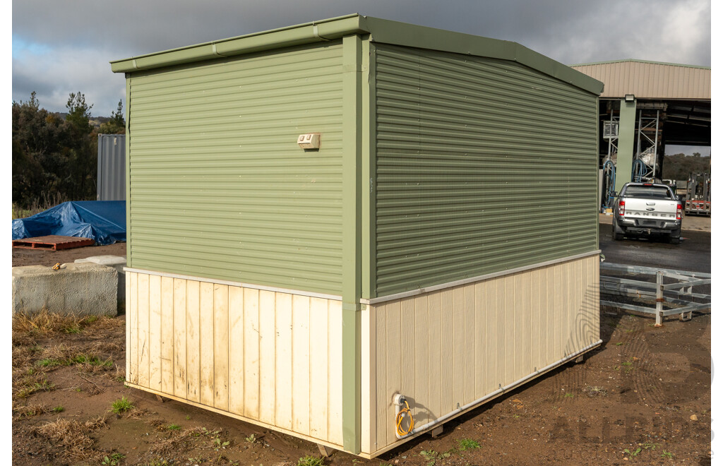 Demountable/Movable Building - Approximately 9 Square Meters