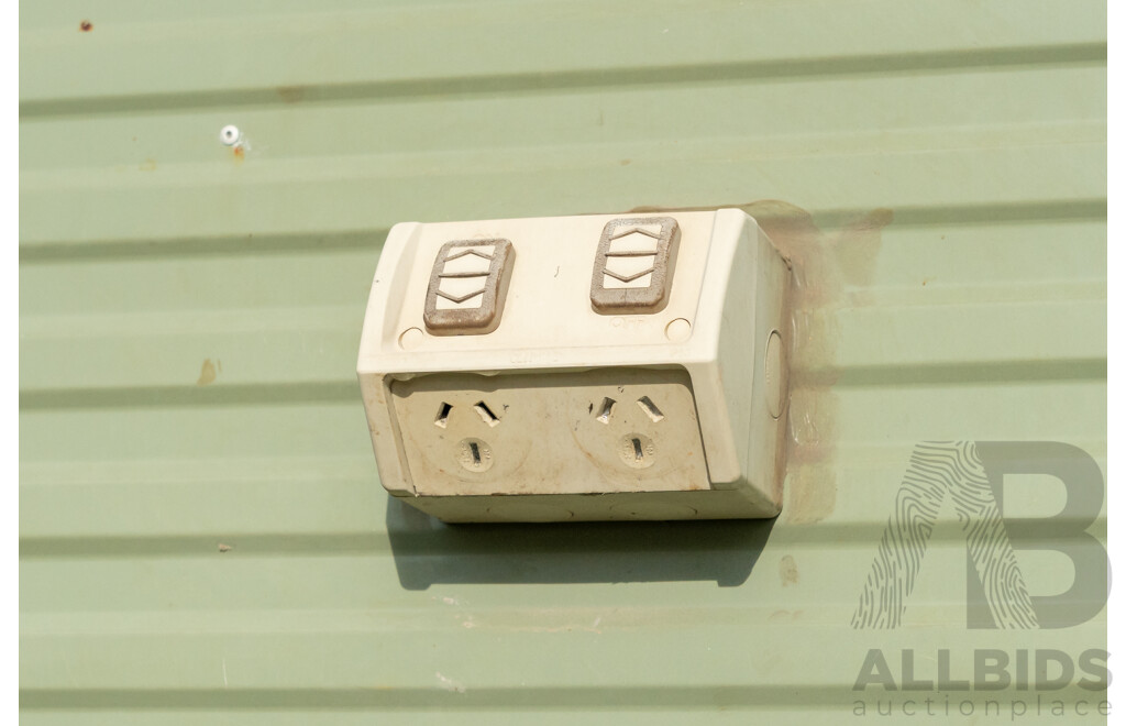 Demountable/Movable Building - Approximately 9 Square Meters