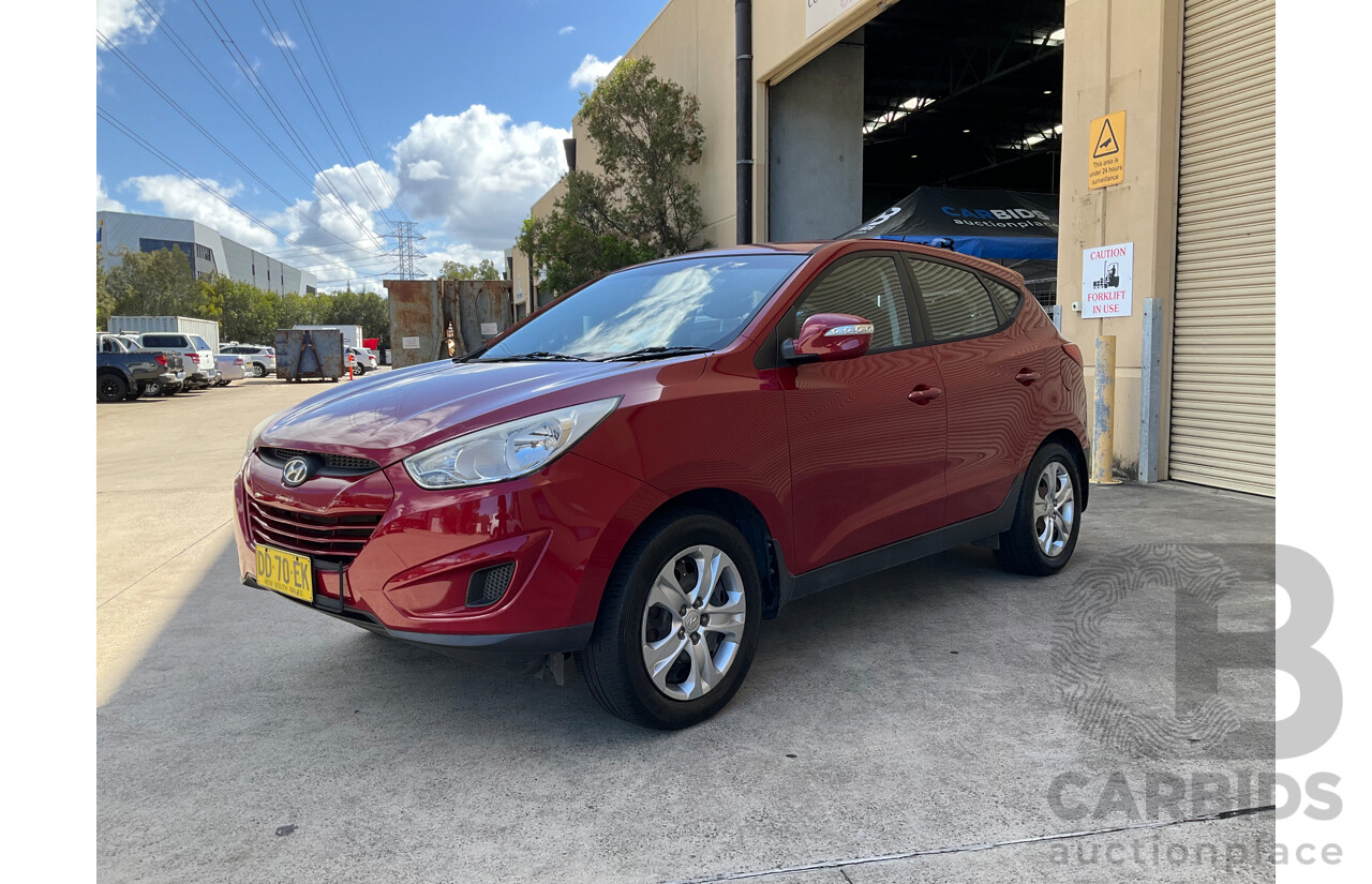 9/2011 Hyundai ix35 Active (FWD) LM MY11 4d Wagon Red 2.0L