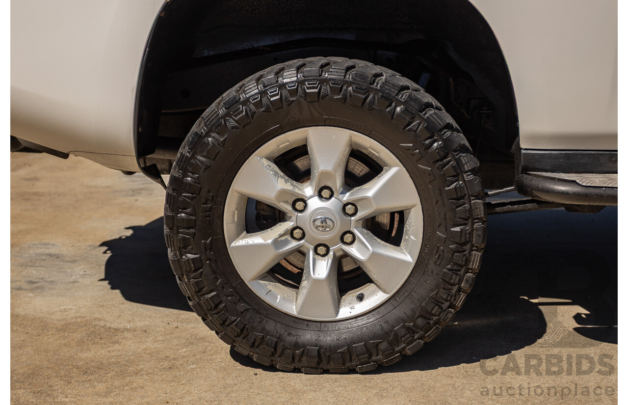 8/2010 Toyota Landcruiser Prado GX (4x4) KDJ150R 4d Wagon White 3.0L