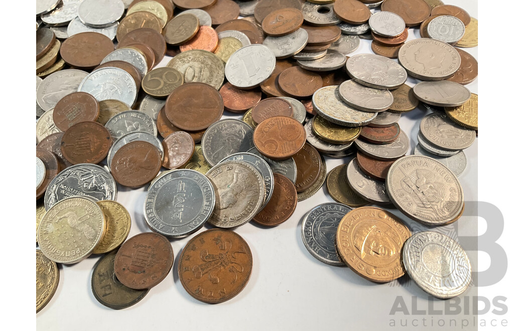 Collection of International Coins and Tokens Including Germany, France, China, Fiji, United Kingdom, Hungary and More - Approximately 1.5 Kilograms
