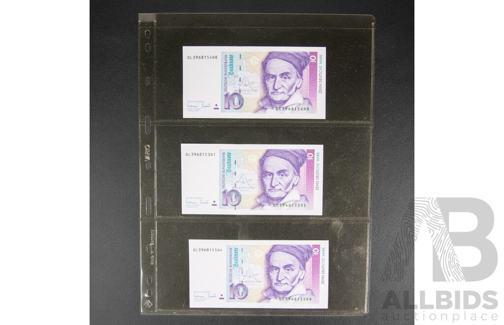 Collection of International Banknotes Including Singapore, Germany, Indonesia, Poland, Paraguay, Egypt, Hong Kong, Laos