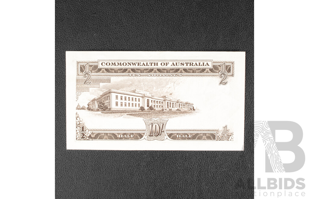 Australian 1961 Ten Shillings Note, R17 Coombs/Wilson AG 67 035504