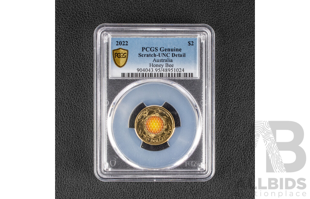Australian RAM 2022 Two Dollar, Honey Bee, Graded PCGS graded UNC, scratch. 13