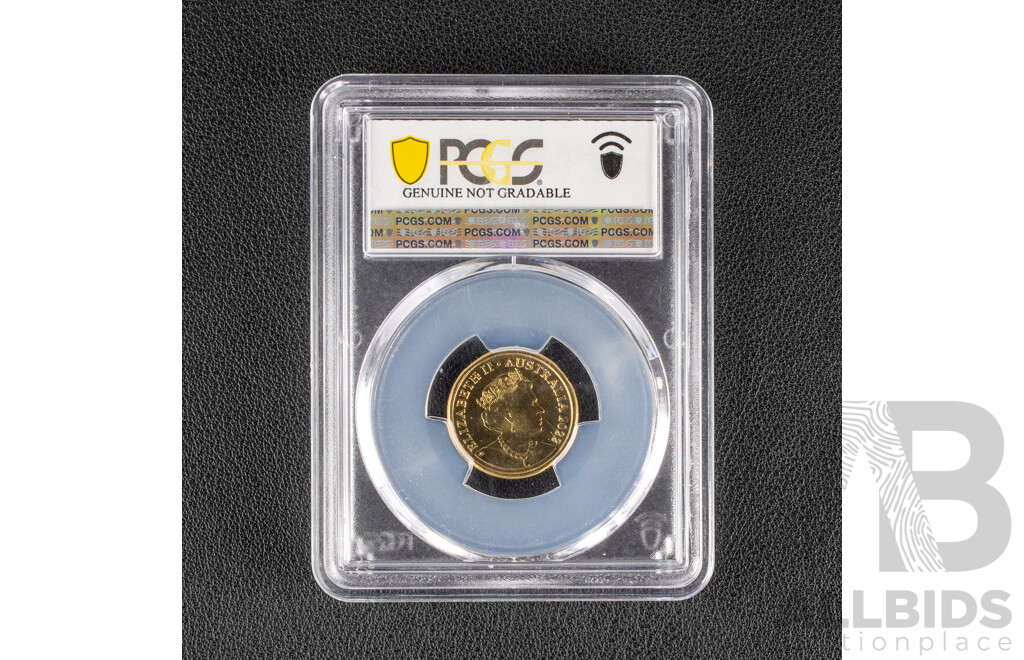 Australian RAM 2022 Two Dollar, Honey Bee, Graded PCGS graded UNC, scratch. 13
