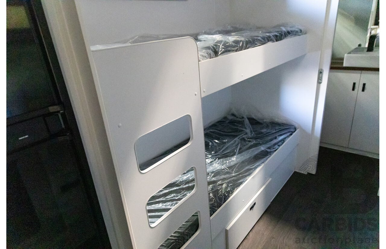 7/2021 Network RV Caravan 24ft - Statutory Write-off