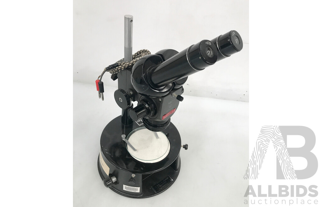 Vintage Russian Microscope - Lot 1658422 | ALLBIDS