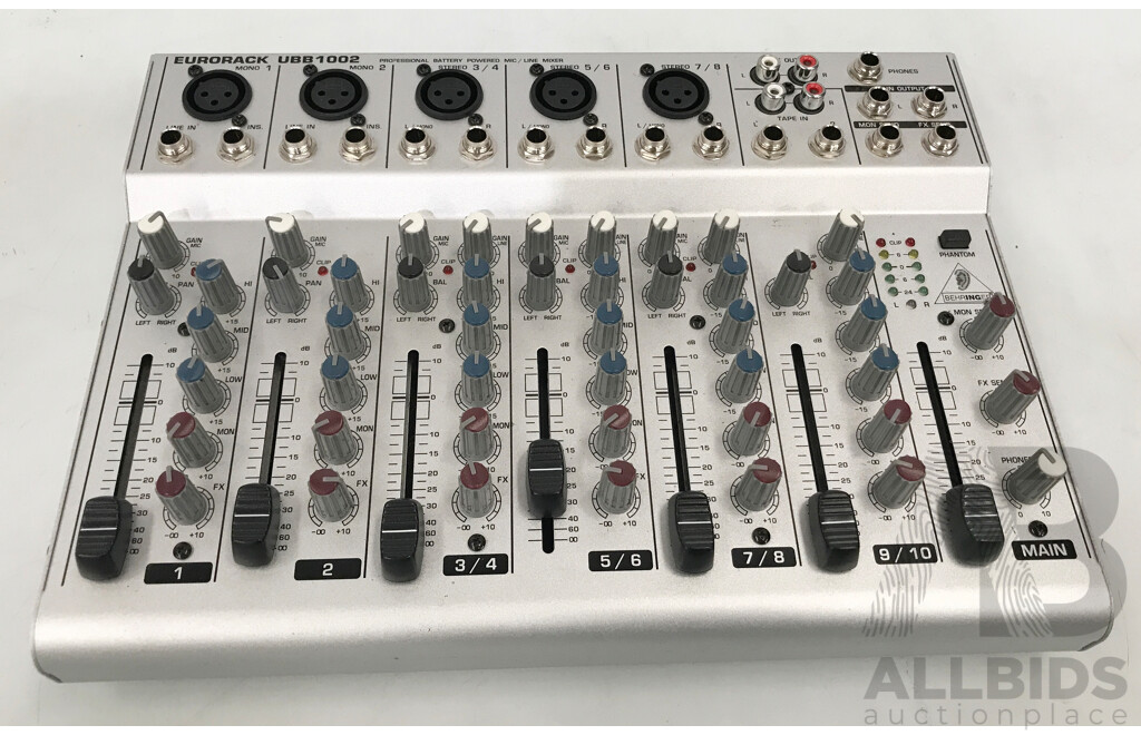 Behringer (UBB1002) Eurorack 10 Channel Analog Mixer