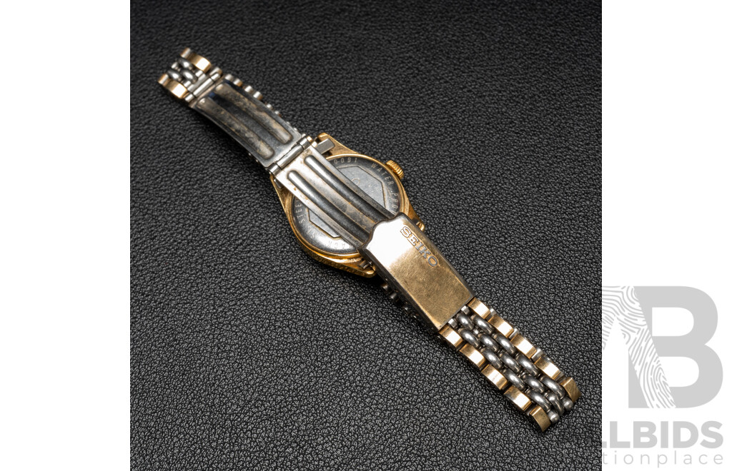 Vintage Seiko Gold Filled Swiss Made 17 Jewel Hand Wind Movement - Model: 2104-0091