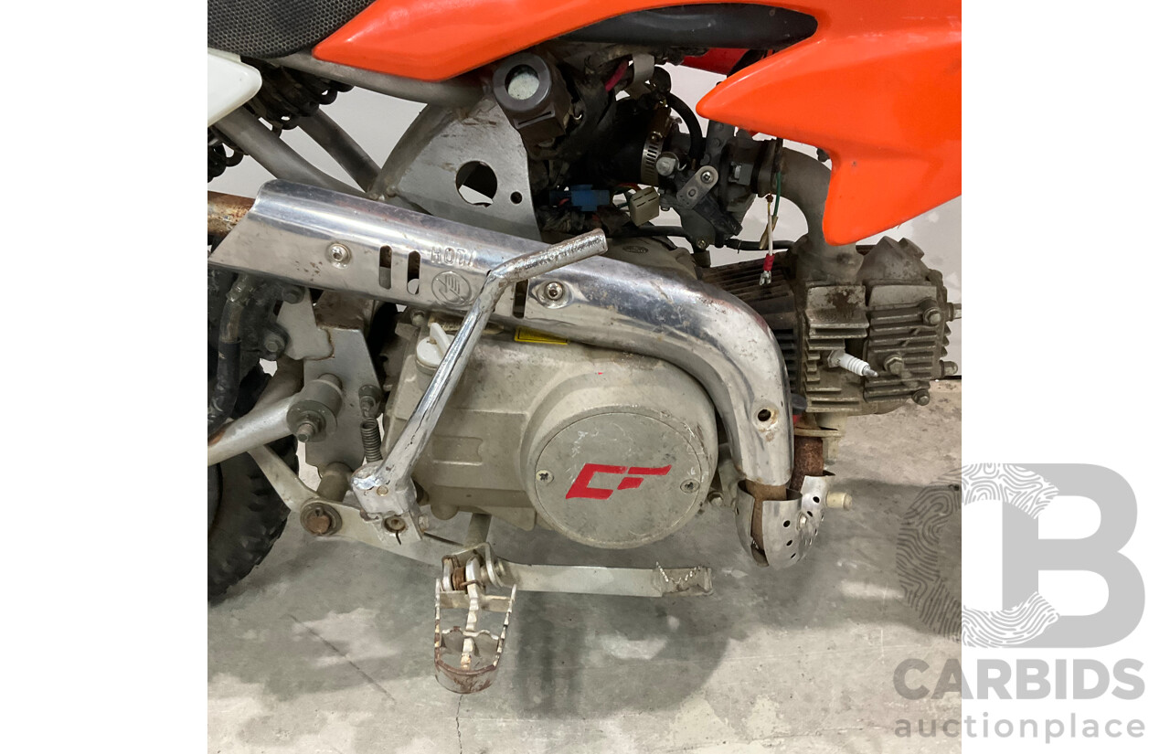 2016 Crossfire Mini Dirt Bike