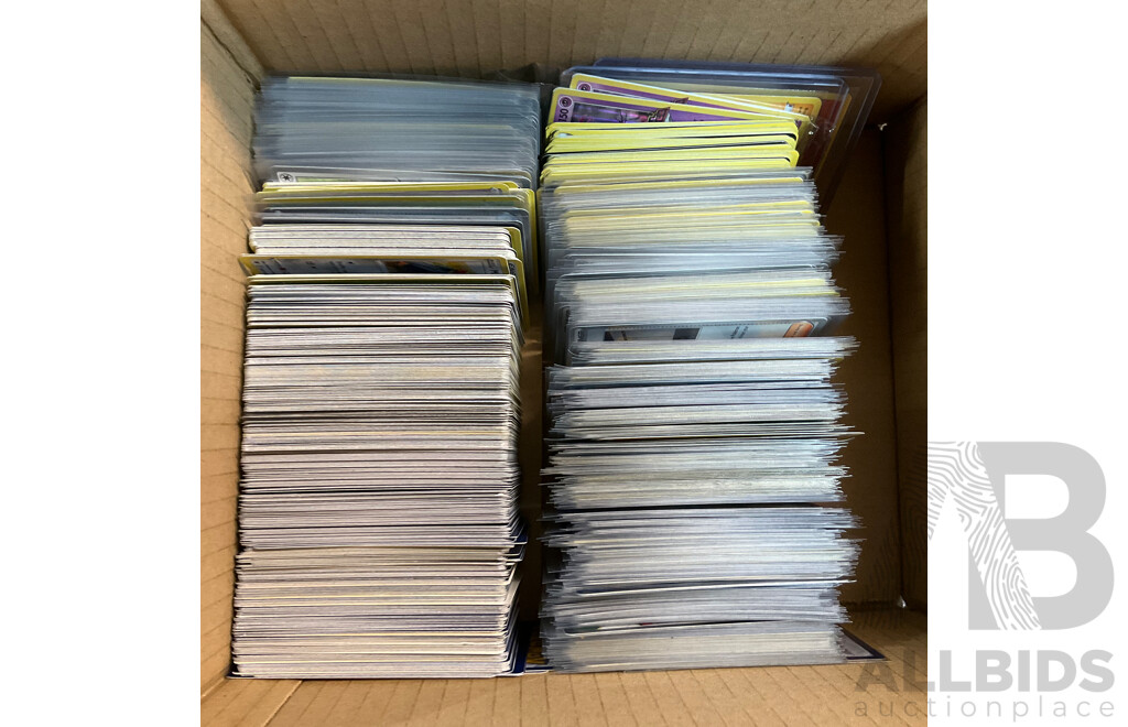 Collection of English Pokemon Cards - More Than 800 Cards