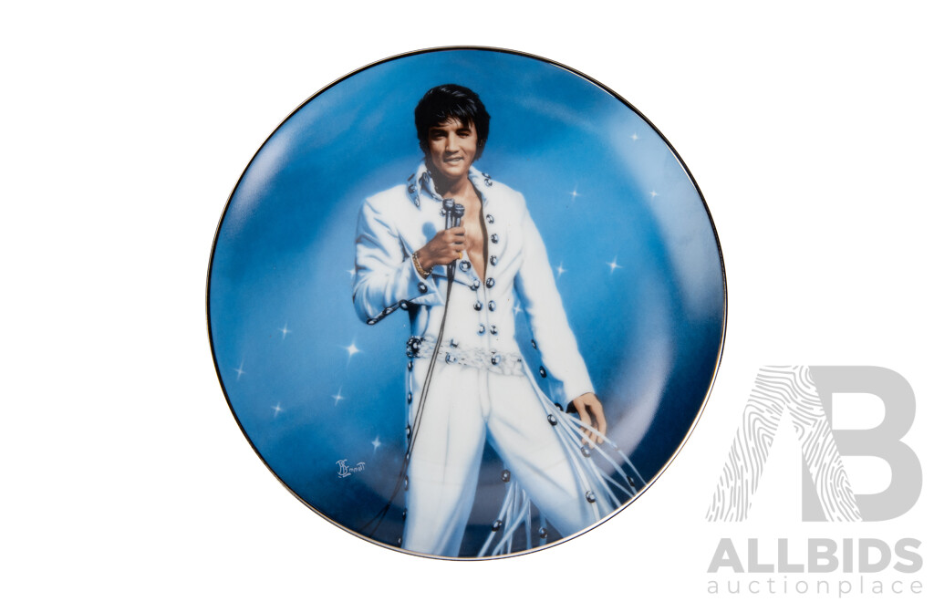 Good Collection of 12 Delphi Elvis Presley Cabinet Plates
