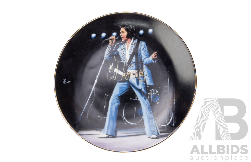 Good Collection of 12 Delphi Elvis Presley Cabinet Plates