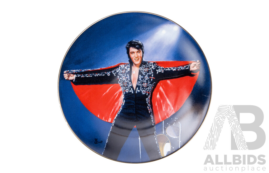 Good Collection of 12 Delphi Elvis Presley Cabinet Plates