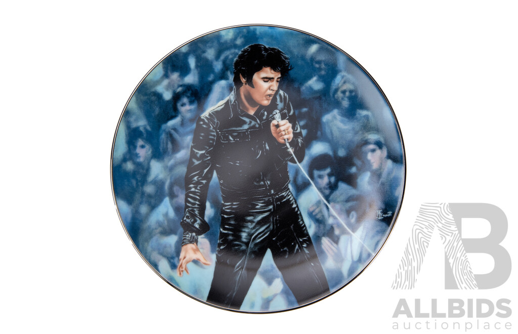 Good Collection of 12 Delphi Elvis Presley Cabinet Plates