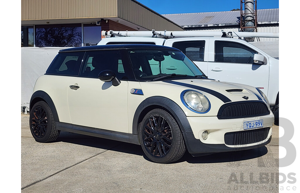 8/2009 Mini Cooper S R56 2d Hatchback - Lot 1654872 | CARBIDS