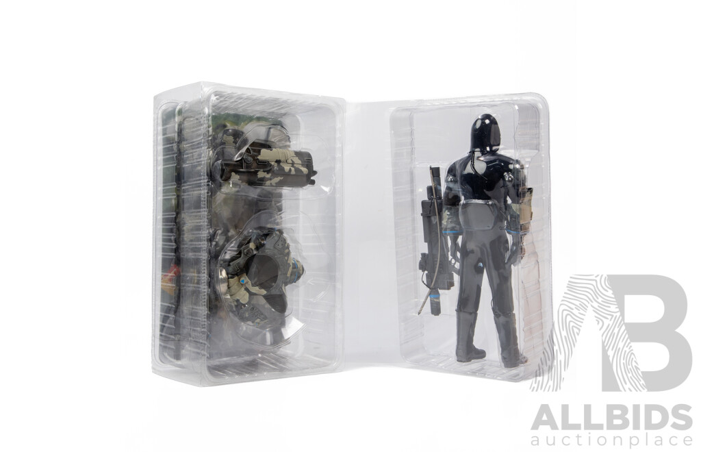 Zero Metal Defense Capsule 1/6 Scale Ninja Figure in Box
