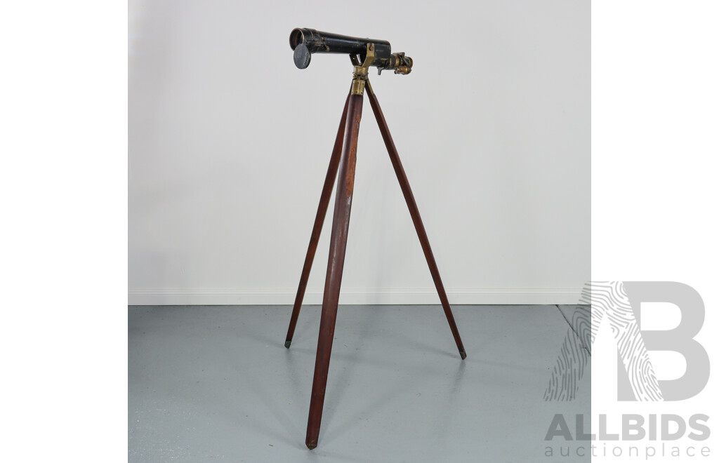World War Two Era American W & E.L Gurley Gun Sighting Naval Telescope M1910A1 with Tripod, Circa 1941