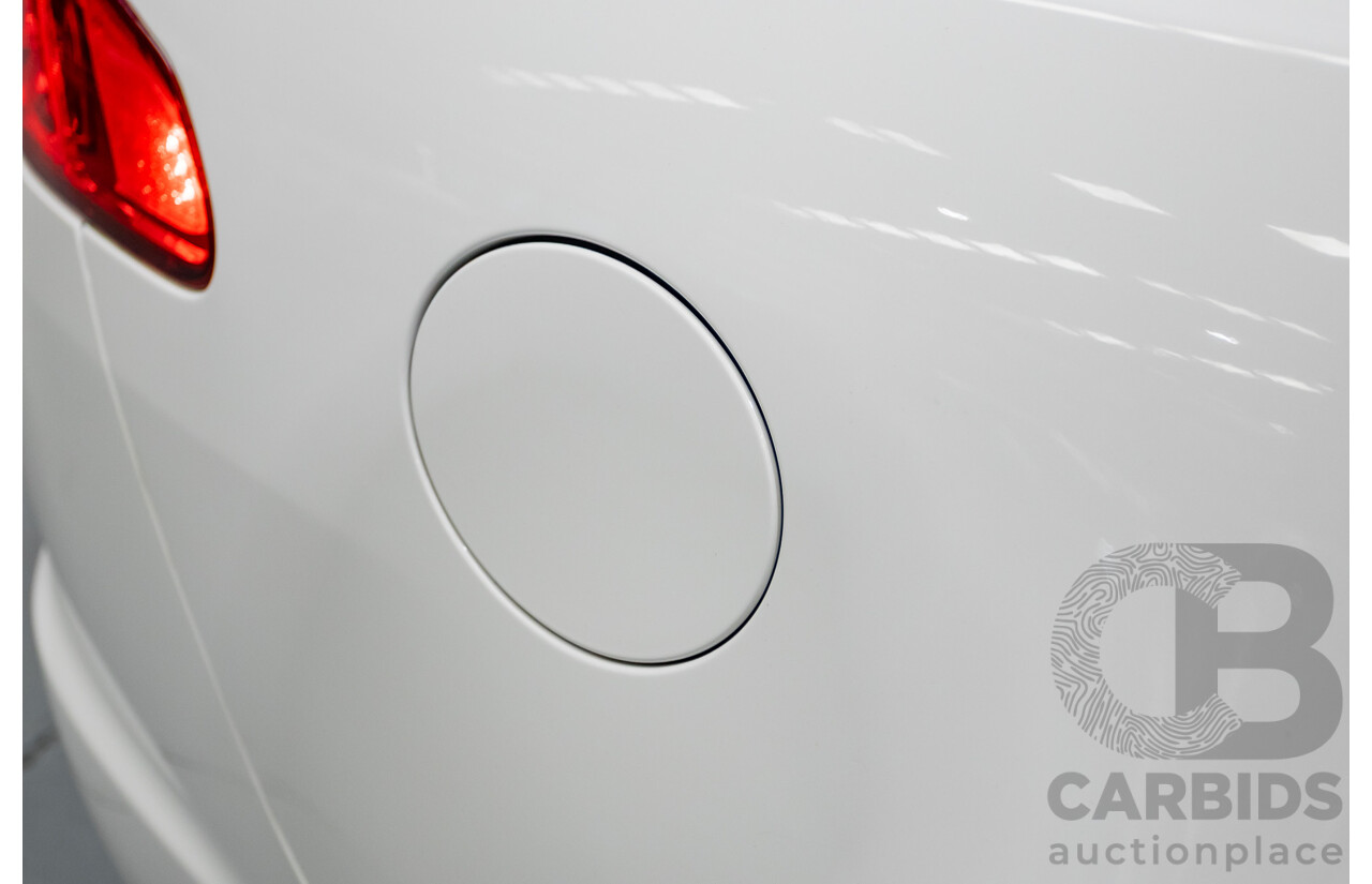 10/2014 Jaguar XF Premium Luxury MY14 4d Sedan Polaris White Turbo 2.0L