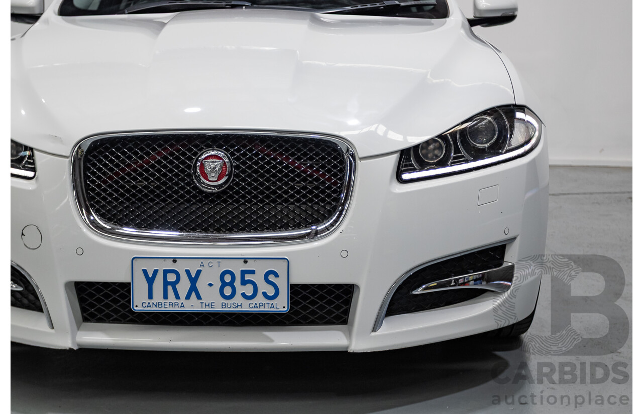 10/2014 Jaguar XF Premium Luxury MY14 4d Sedan Polaris White Turbo 2.0L