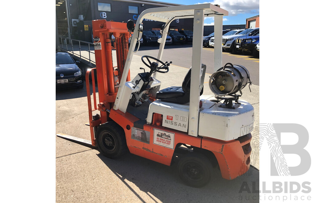 Nissan F01A18U LPG/Petrol Engine Powered Counterbalance Forklift