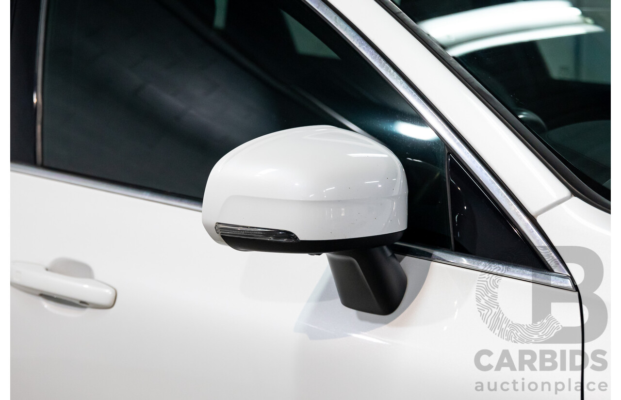 11/2019 Volvo XC60 T5 Inscription (AWD) 246 MY20 4d Wagon Ice White Turbo 2.0L