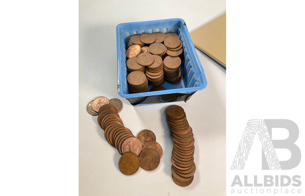 Collection of United Kingdom Pennies, Examples Spanning 1853 to 1967 Including Semi Consecutive Runs - Approximately 2.7 Kilograms