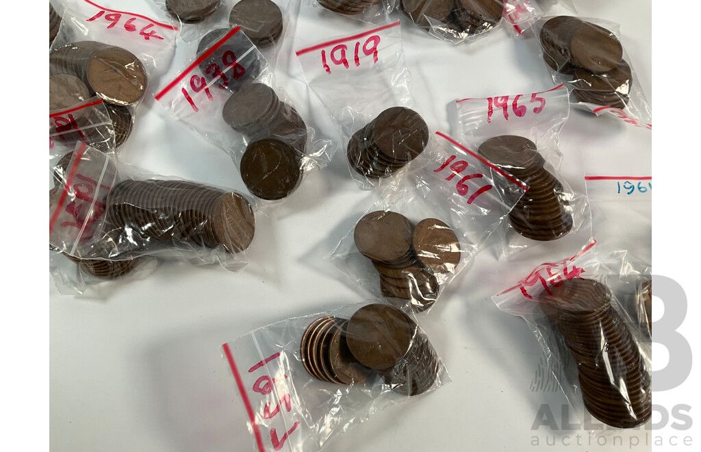 Collection of United Kingdom Pennies and Half Pennies, Examples Spanning 1896 to 1967, Bagged Into Years - Approximately 6.2 Kilograms