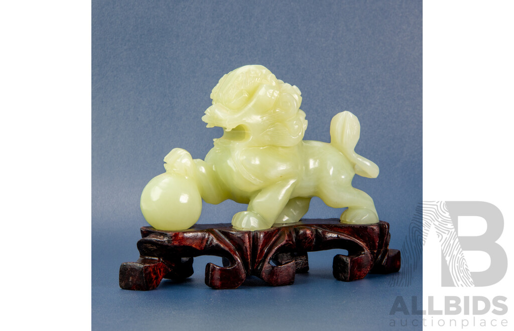 Chinese Jadeite Carved Foo Dog Sculpture