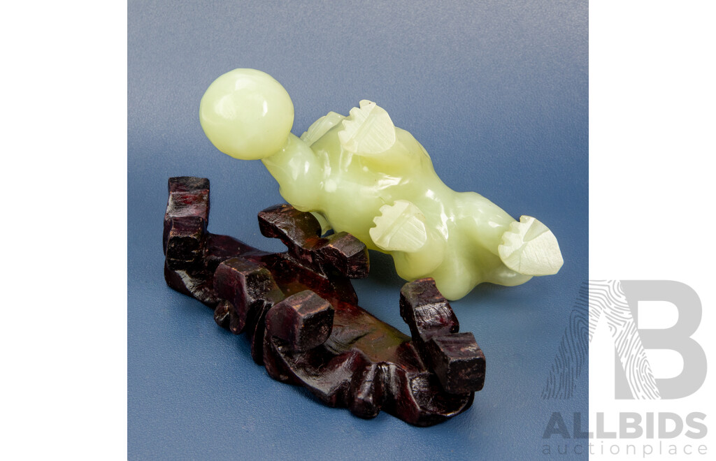Chinese Jadeite Carved Foo Dog Sculpture