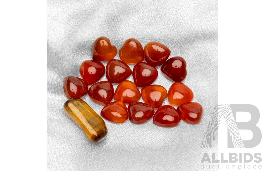170.00cts of Heart Cut Cabochon Carnelians & 37.70ct Tigers Eye