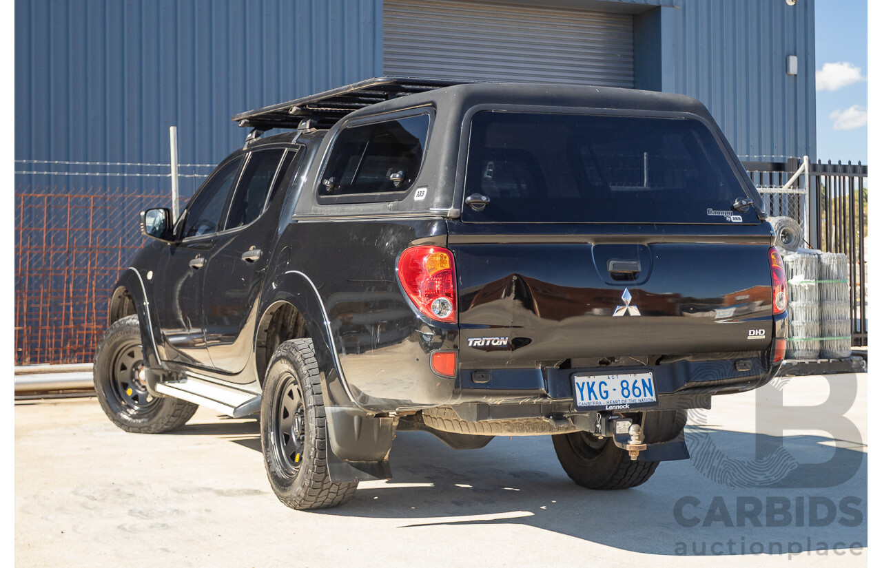 05/2015 Mitsubishi Triton GLX (4x4) MN MY15 Double Cab Utility Black Turbo Diesel 2.5L