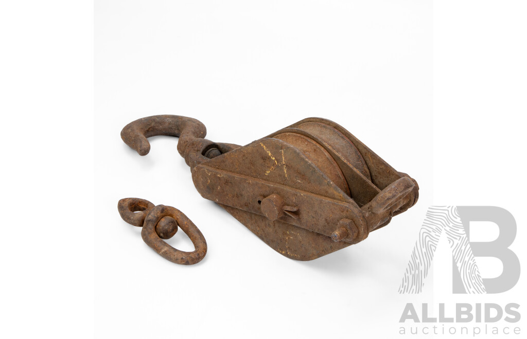 Vintage Iron Pulley Hook