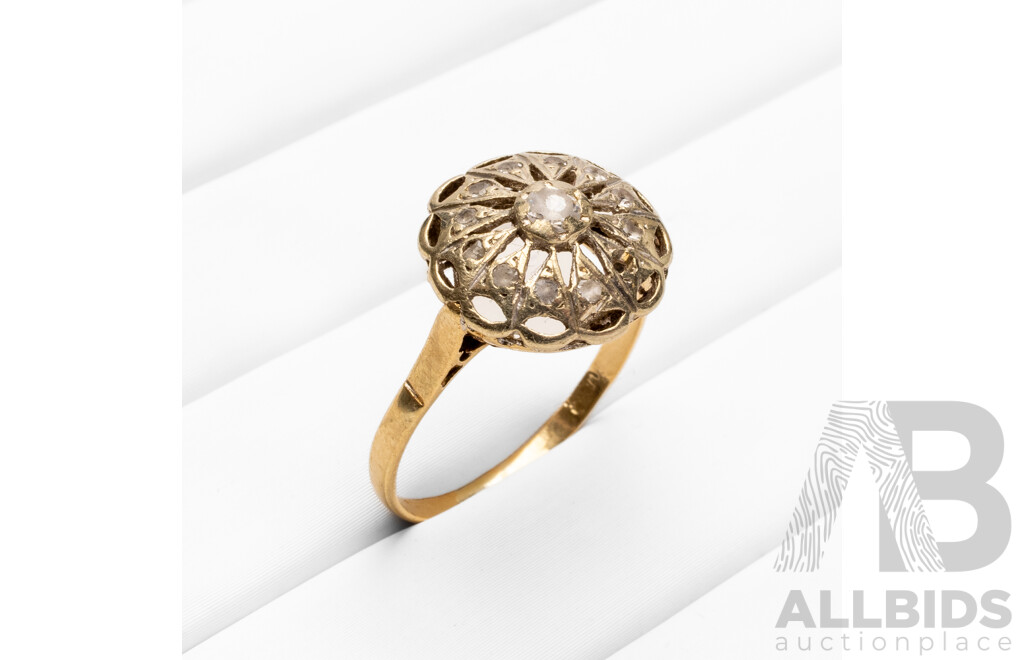 Vintage 14ct Yellow Gold & White Topaz Ring - Size Q.5