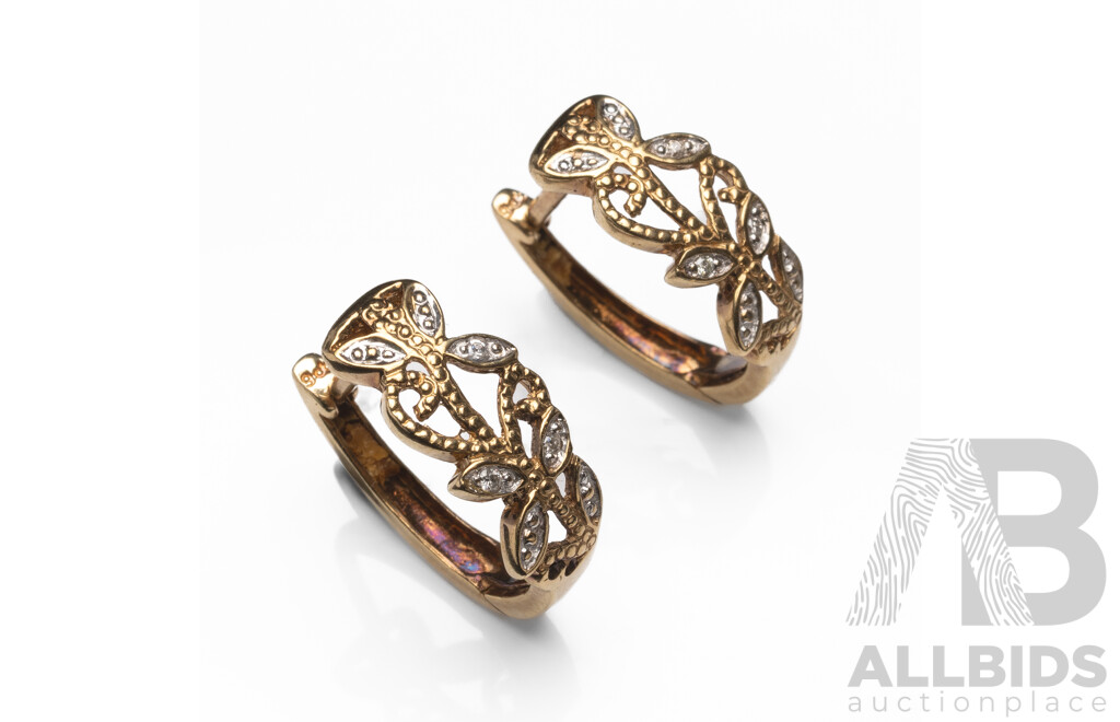 Pair of 9ct Yellow Gold Earrings with Diamonds - 2.31gms