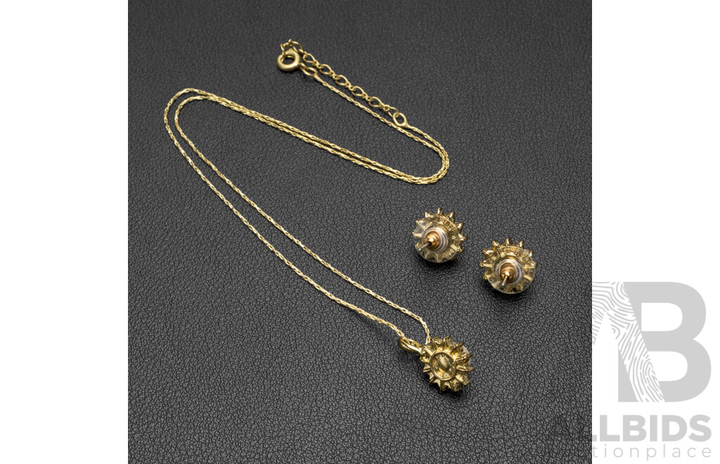 Vintage Gold Tone Faux Pearl & White Stones Pendant Necklace & Earrings Set