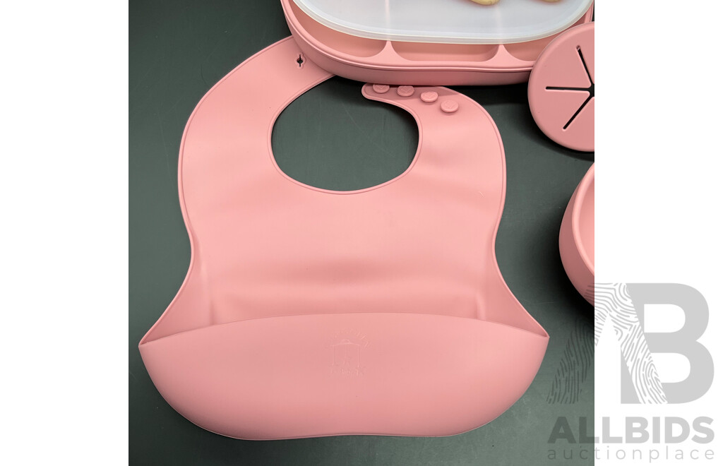 Silicone Baby Feeding Set with Gift Box - Lot of 10