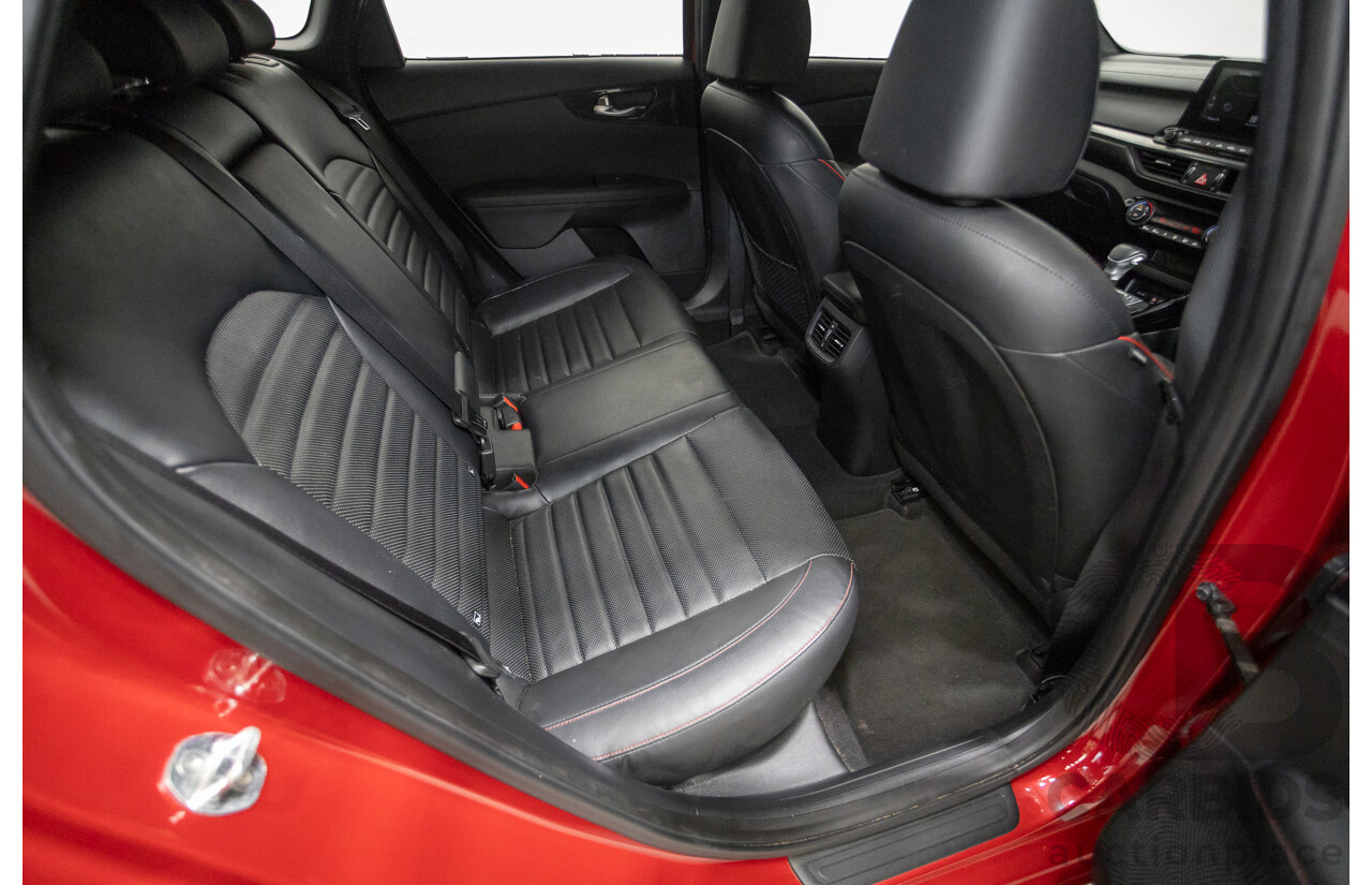12/2020 Kia Cerato GT BD MY21 5d Hatchback Runaway Red Pearl Turbo 1.6L