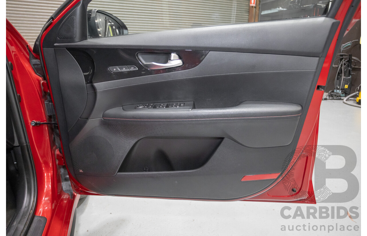 12/2020 Kia Cerato GT BD MY21 5d Hatchback Runaway Red Pearl Turbo 1.6L